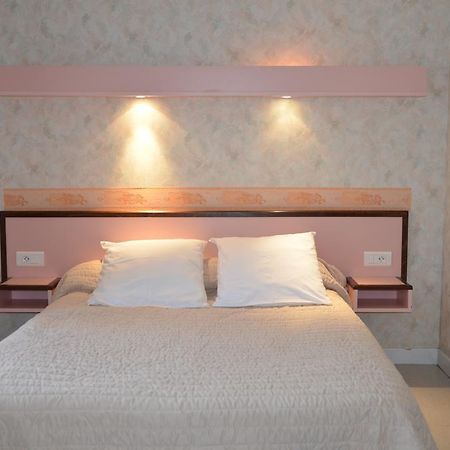 Logis Auberge De L'Allagnonette Saint-Poncy ภายนอก รูปภาพ
