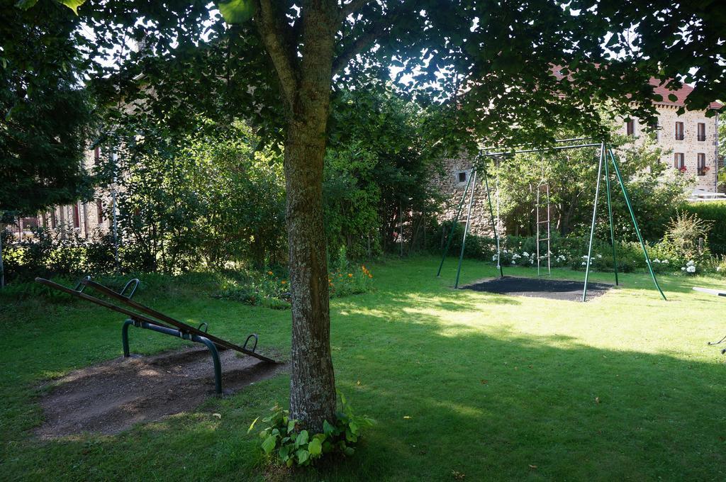 Logis Auberge De L'Allagnonette Saint-Poncy ภายนอก รูปภาพ